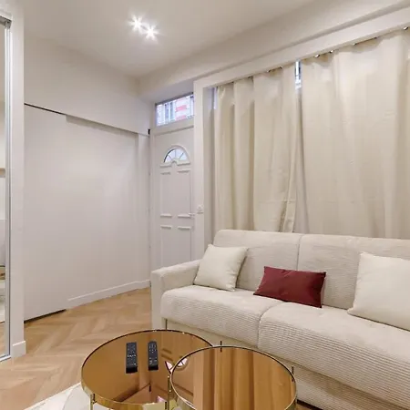 Apartment Cosy Cambodge Paris
